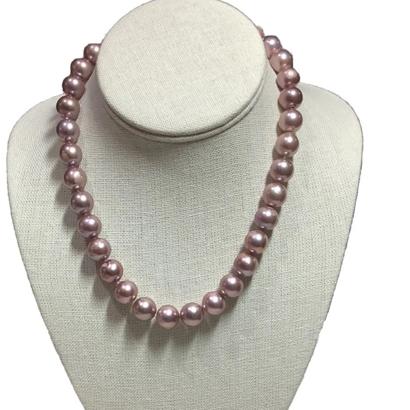 Round 11.5x12mm Edison Natural Purple Pink Cultured Pearl 17-18” Strand Necklace - Picture 5 of 9